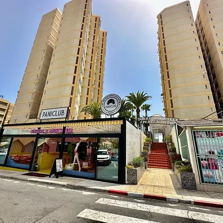 Torres De Yomely - Y1c 美洲海滩