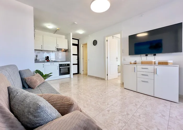 Torres De Yomely - Y1c * 美洲海滩